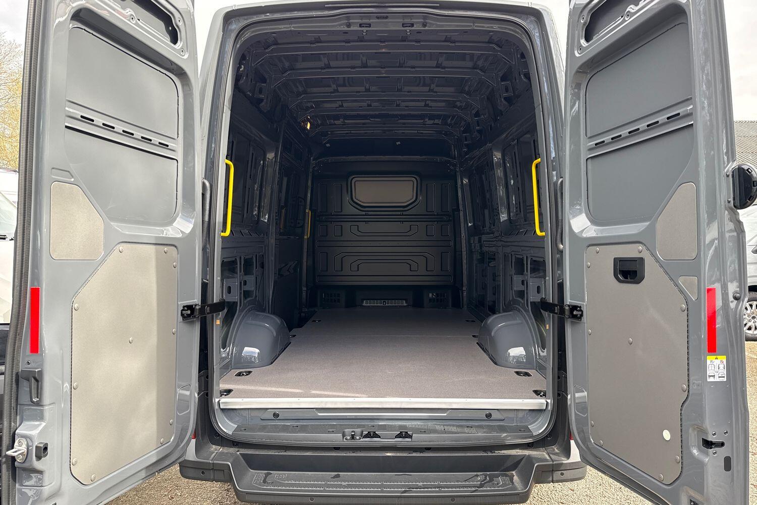 Used Volkswagen Crafter 2026 for sale - 78122419: Photo 9