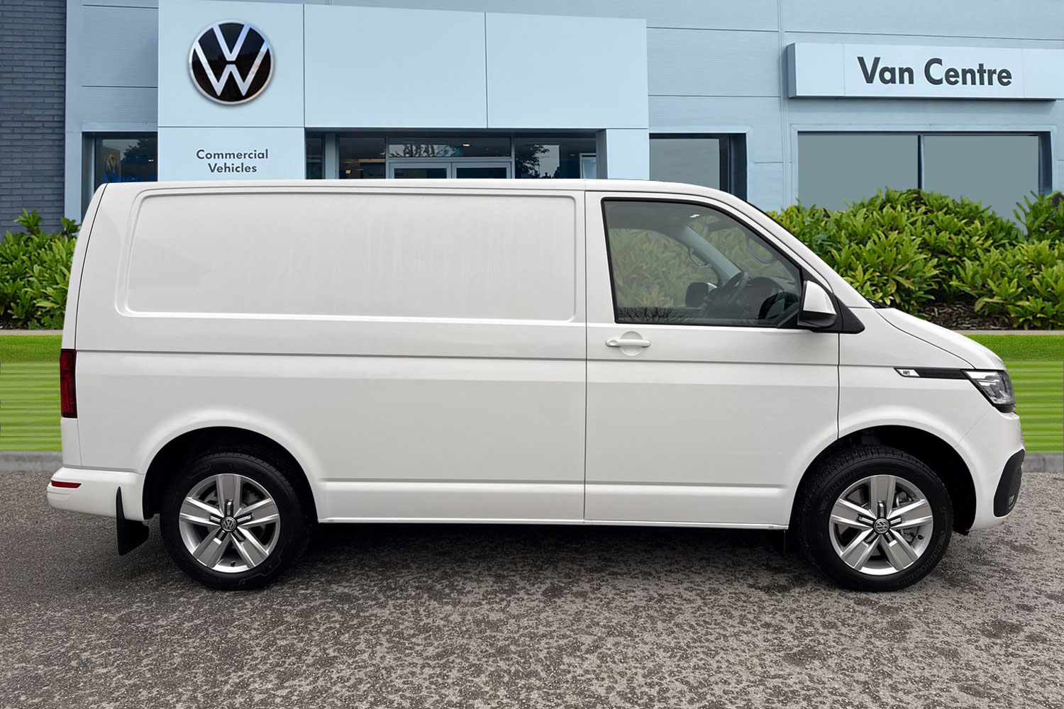Used Volkswagen Transporter 2024 for sale - 77117751: Photo 3