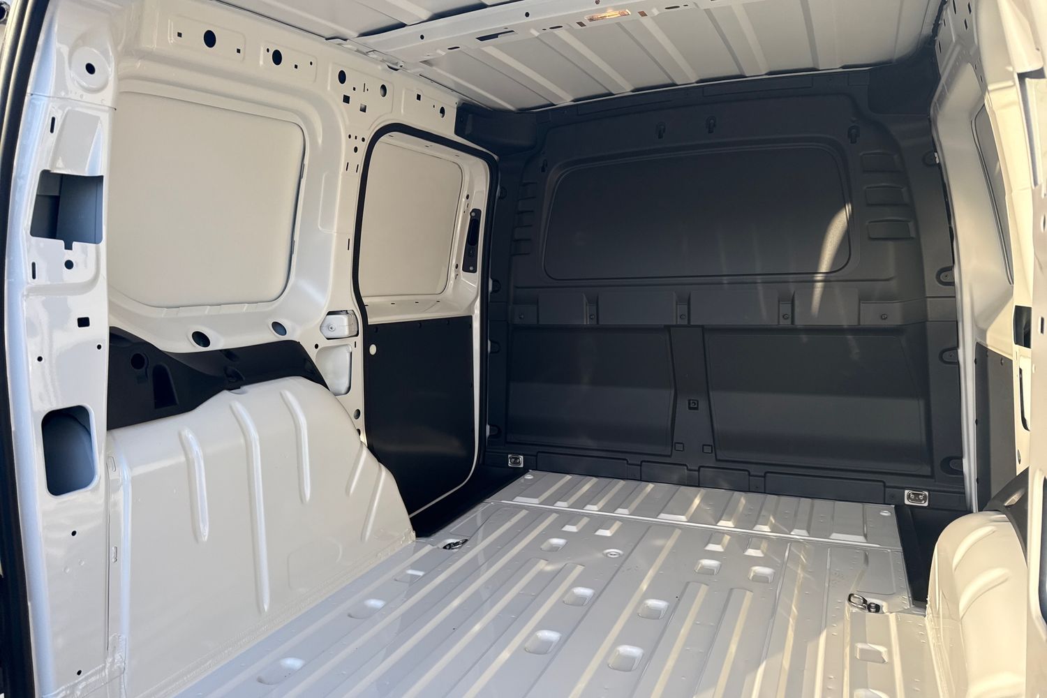 Used Volkswagen Caddy 2025 for sale - 76758385: Photo 37