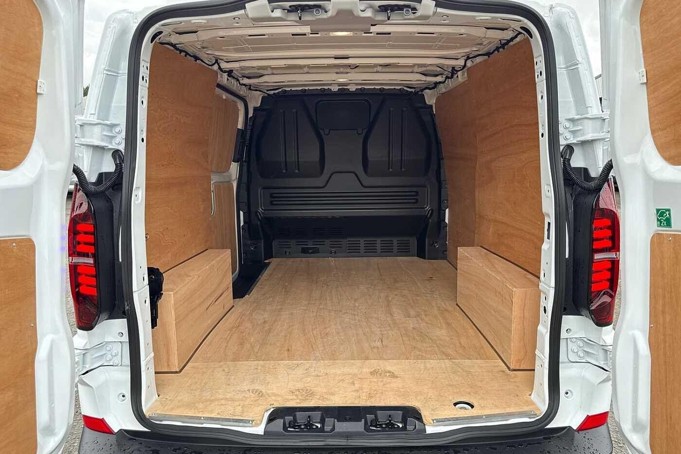 Used Volkswagen Transporter 2025 for sale - 76836338: Photo 9