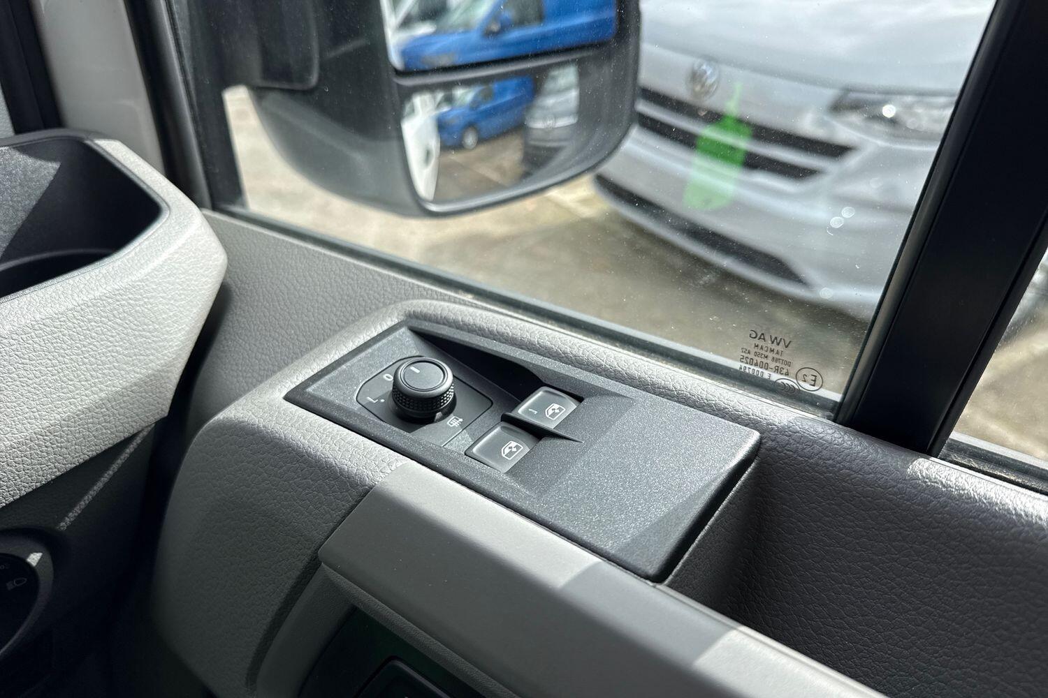 Used Volkswagen Crafter 2025 for sale - 78122520: Photo 17