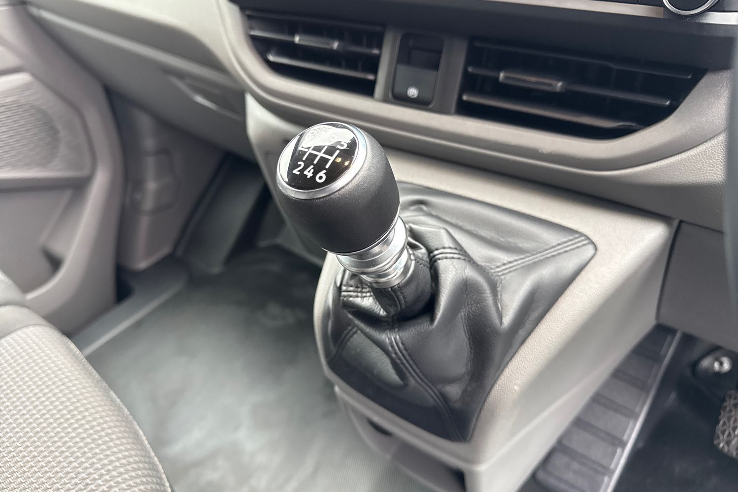 Used Volkswagen Transporter 2025 for sale - 77680147: Photo 22