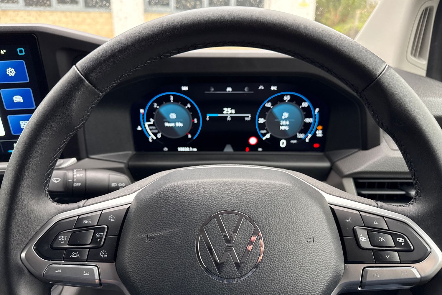 Used Volkswagen Transporter 2025 for sale - 77680147: Photo 28