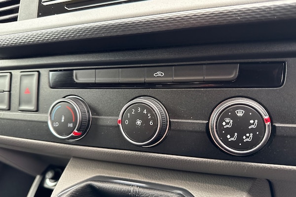 Used Volkswagen Transporter 2020 for sale - 76232597: Photo 22