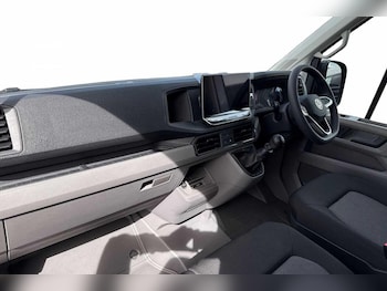 Used Volkswagen Crafter 2025 for sale - 75582500: Photo