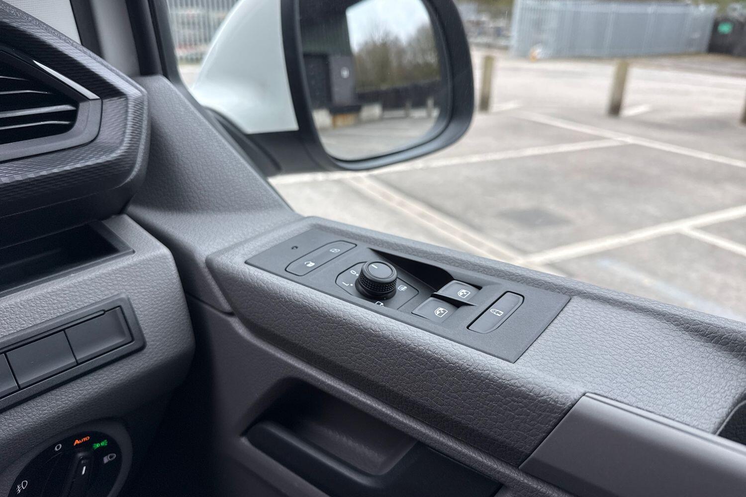 Used Volkswagen Transporter 2024 for sale - 77919315: Photo 33