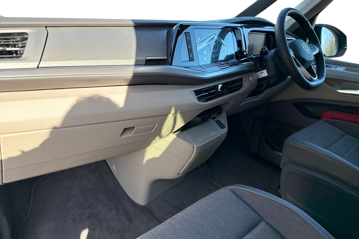 Used Volkswagen California 2025 for sale - 77981867: Photo 14