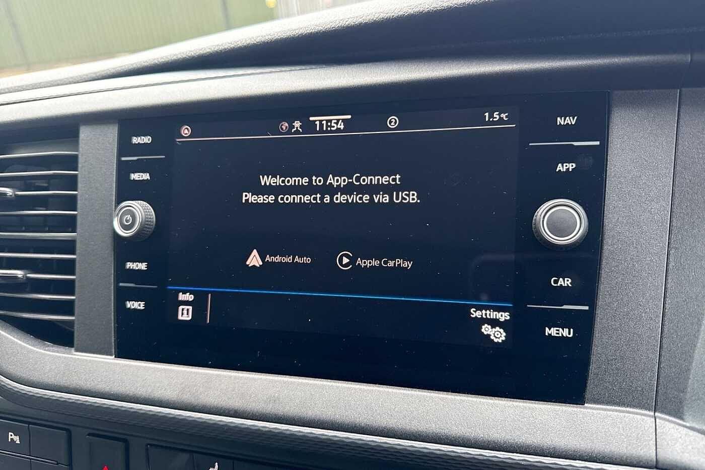 Used Volkswagen Transporter 2024 for sale - 77152627: Photo 32