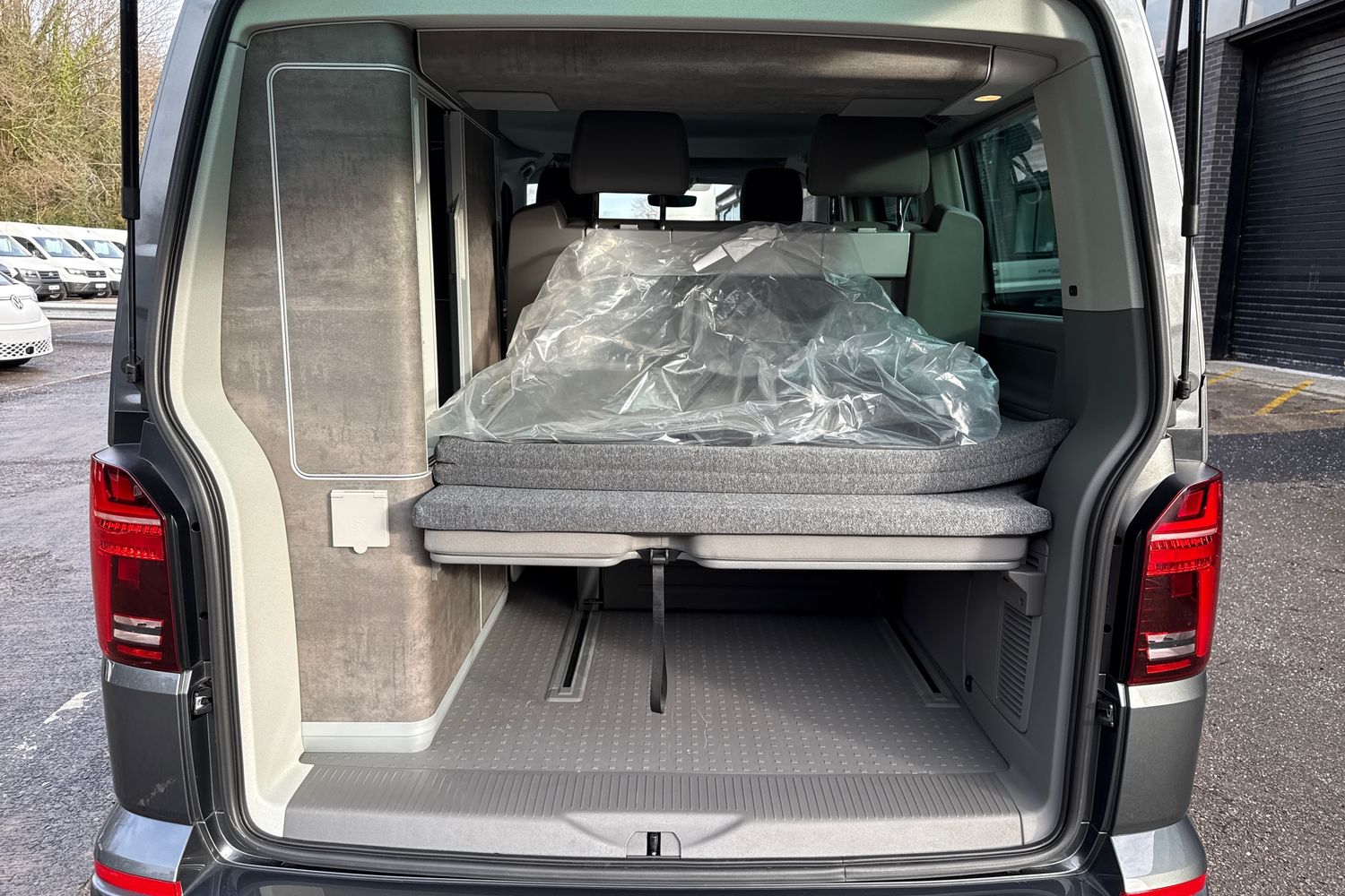 Used Volkswagen California 2024 for sale - 76758391: Photo 7