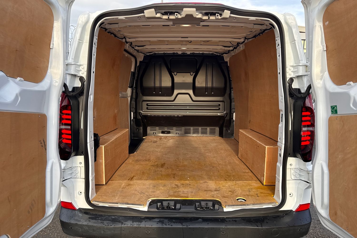 Used Volkswagen Transporter 2025 for sale - 77226561: Photo 6