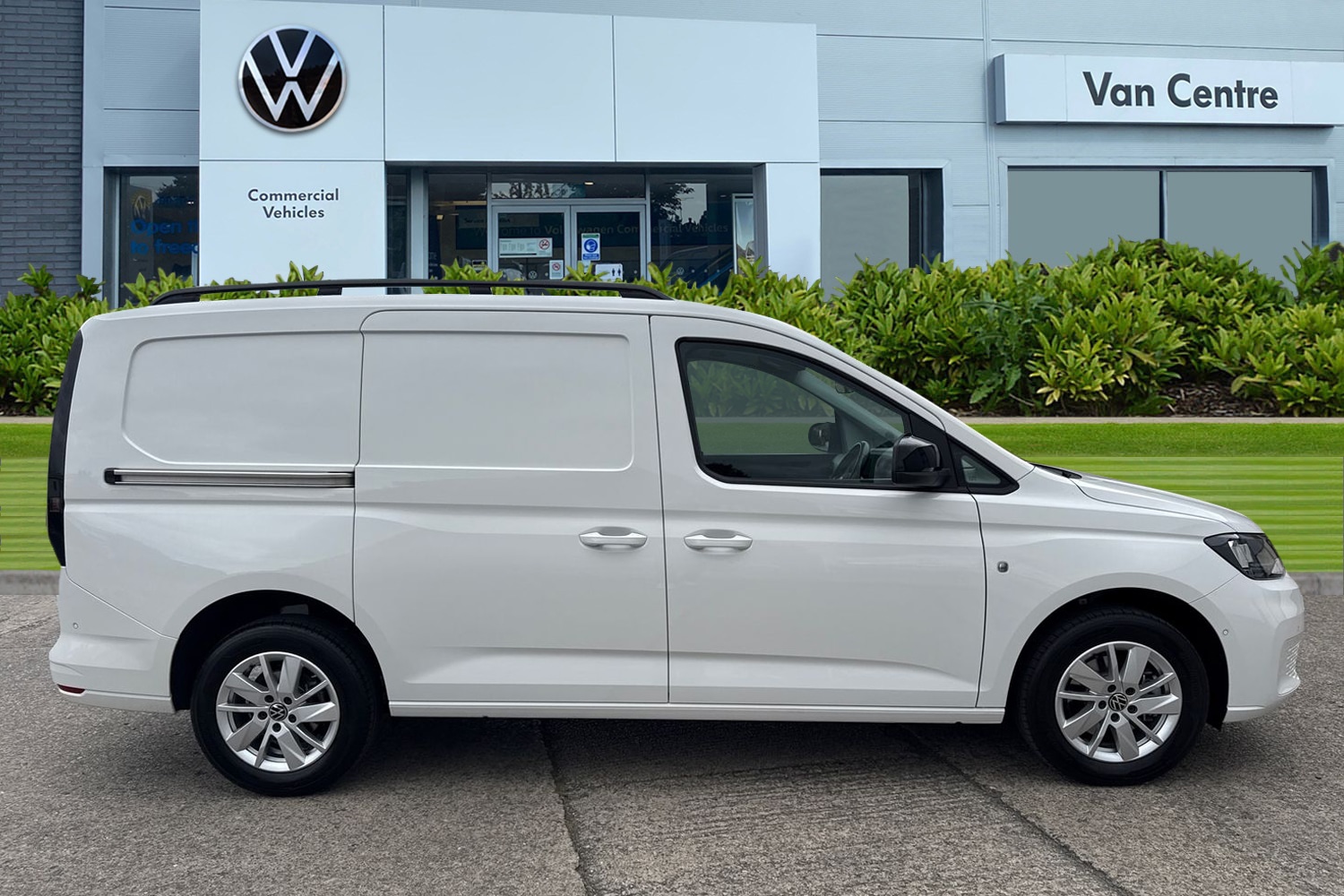 Used Volkswagen Caddy Maxi 2024 for sale - 76909463: Photo 3