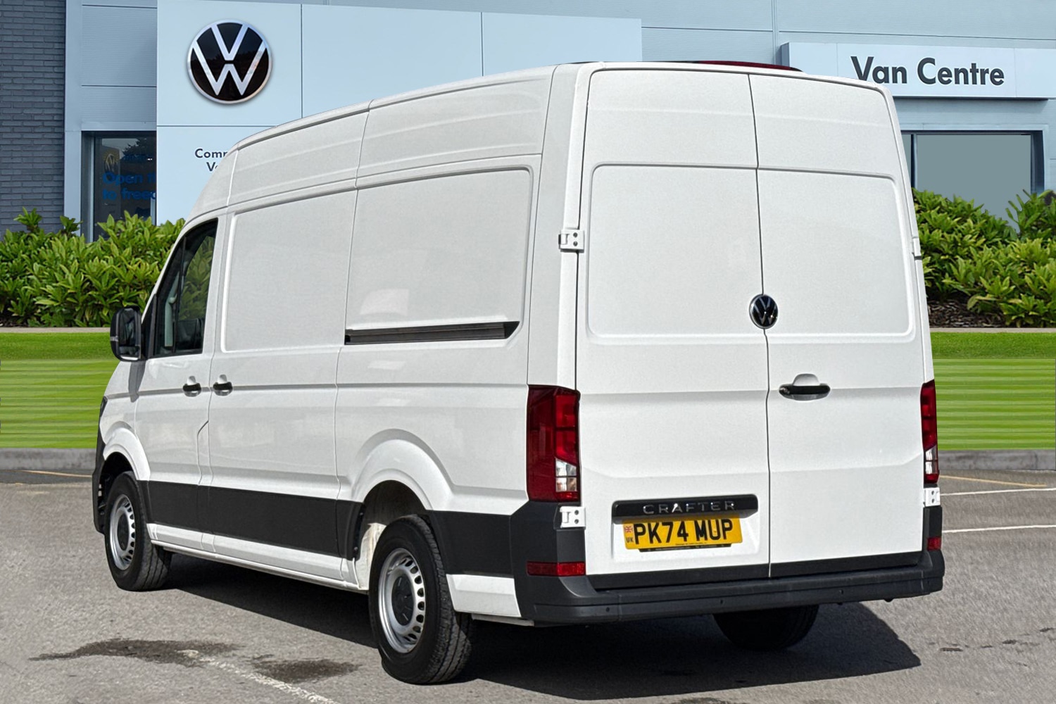 Used Volkswagen Crafter 2024 for sale - 77981842: Photo 2