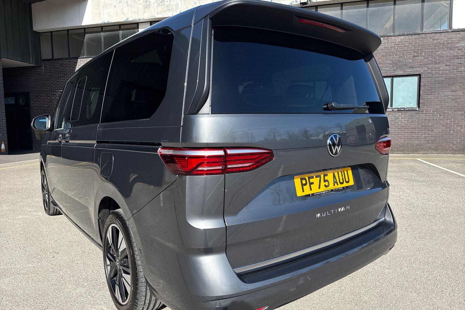 Used Volkswagen Multivan 2025 for sale - 78043480: Photo 15