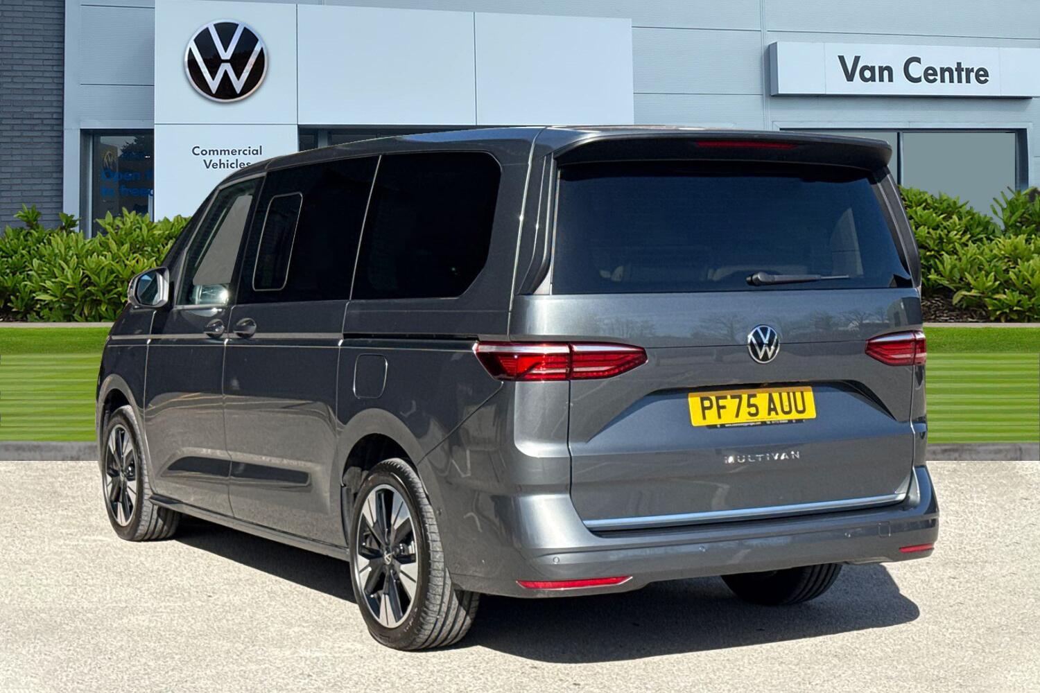 Used Volkswagen Multivan 2025 for sale - 78043480: Photo 2