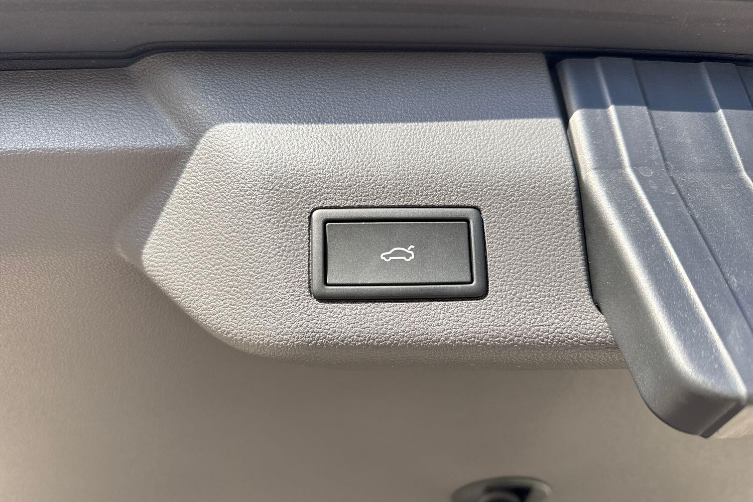 Used Volkswagen Multivan 2025 for sale - 78043480: Photo 32