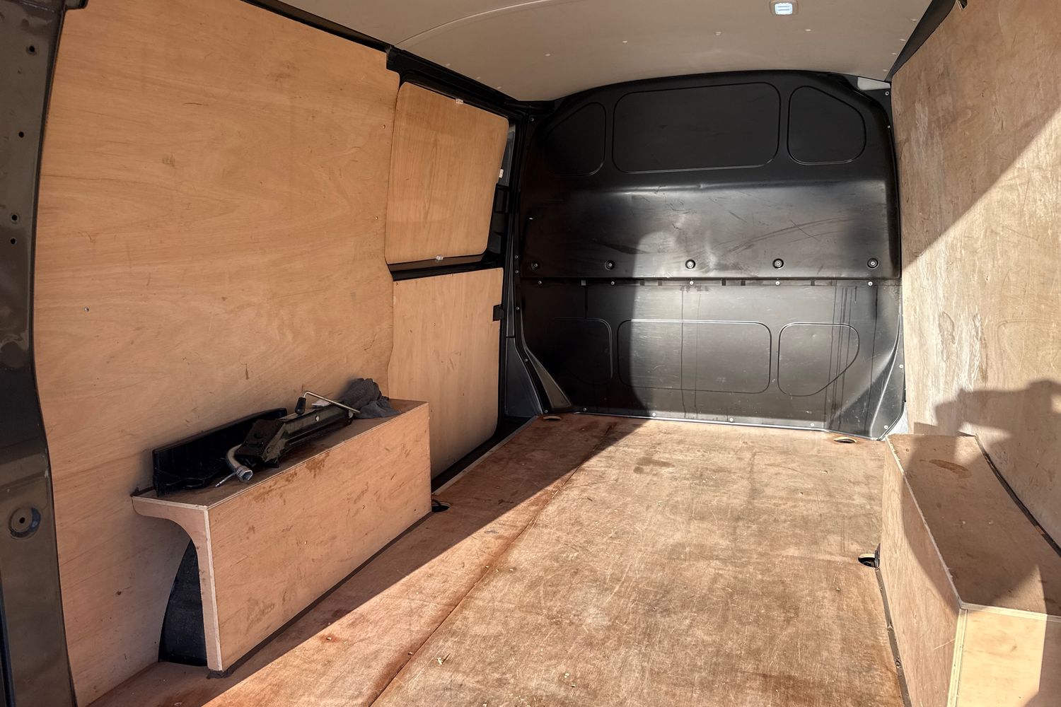 Used Volkswagen Transporter 2024 for sale - 77052196: Photo 36