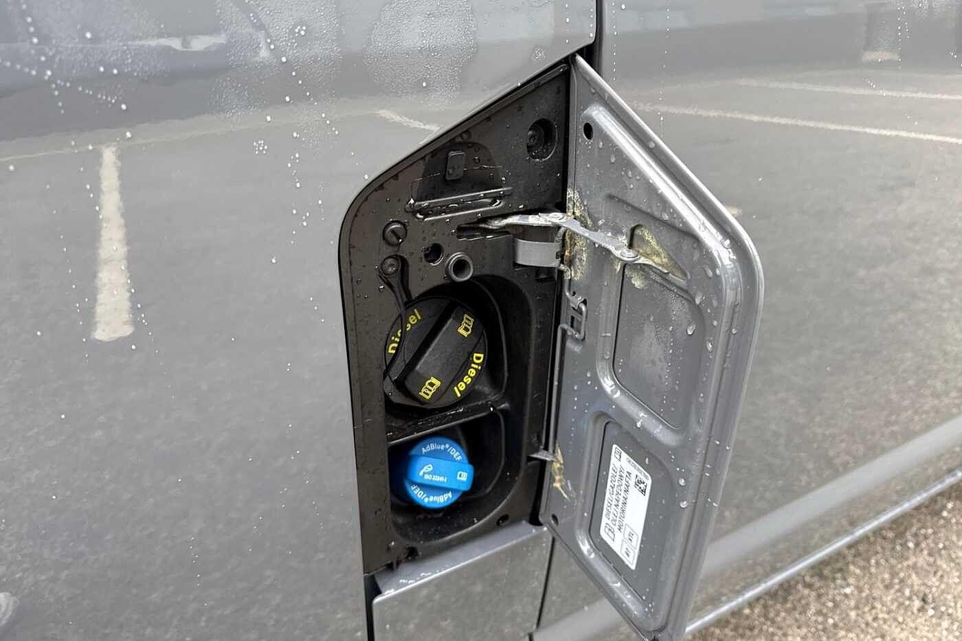 Used Volkswagen Transporter 2024 for sale - 77152457: Photo 41