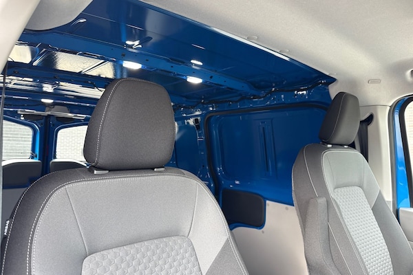 Used Volkswagen Transporter 2025 for sale - 76232592: Photo 23