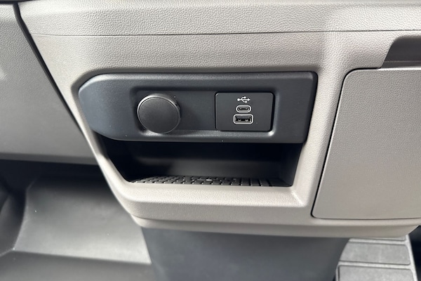 Used Volkswagen Transporter 2025 for sale - 76232592: Photo 26