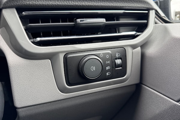 Used Volkswagen Transporter 2025 for sale - 76232592: Photo 28