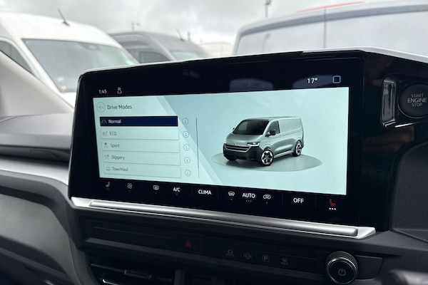 Used Volkswagen Transporter 2025 for sale - 76232592: Photo 34