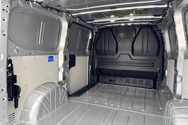 Used Volkswagen Transporter 2025 for sale - 76263937: Photo 41