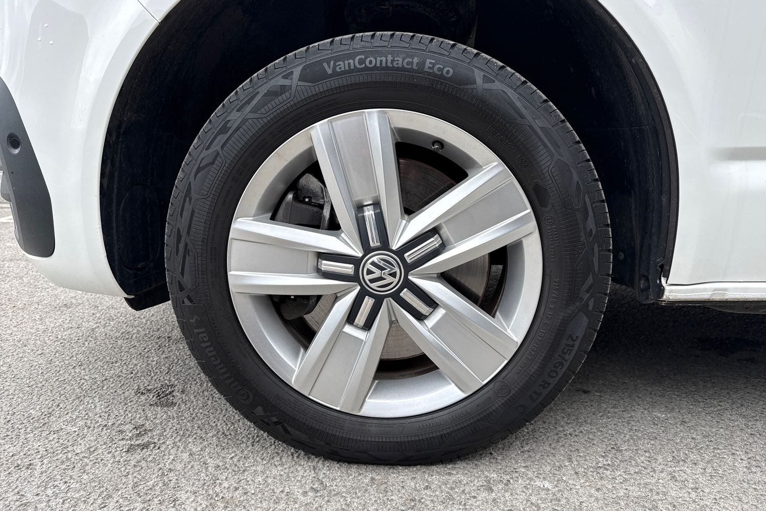 Used Volkswagen Transporter 2024 for sale - 77872688: Photo 13