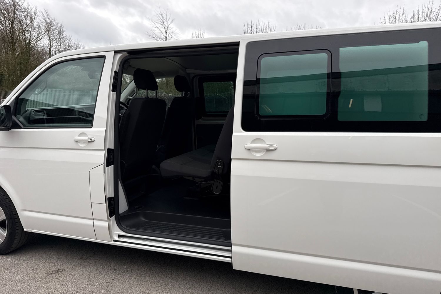 Used Volkswagen Transporter 2024 for sale - 77872688: Photo 31