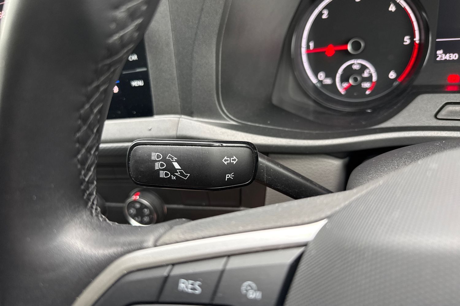 Used Volkswagen Transporter 2024 for sale - 77872688: Photo 36