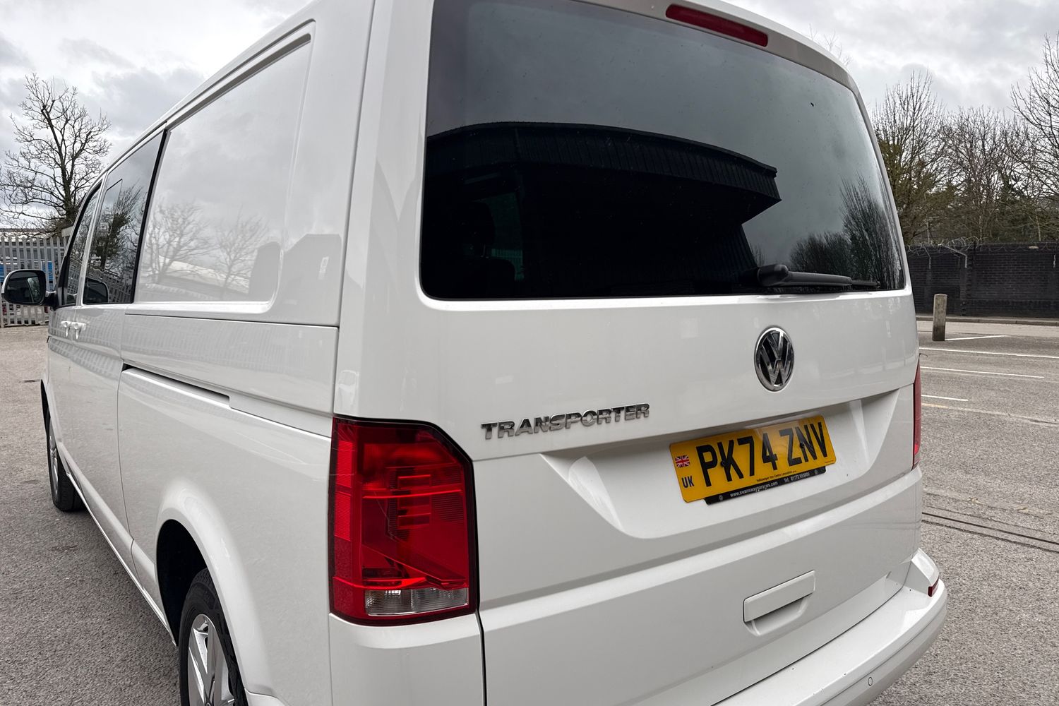 Used Volkswagen Transporter 2024 for sale - 77872688: Photo 8