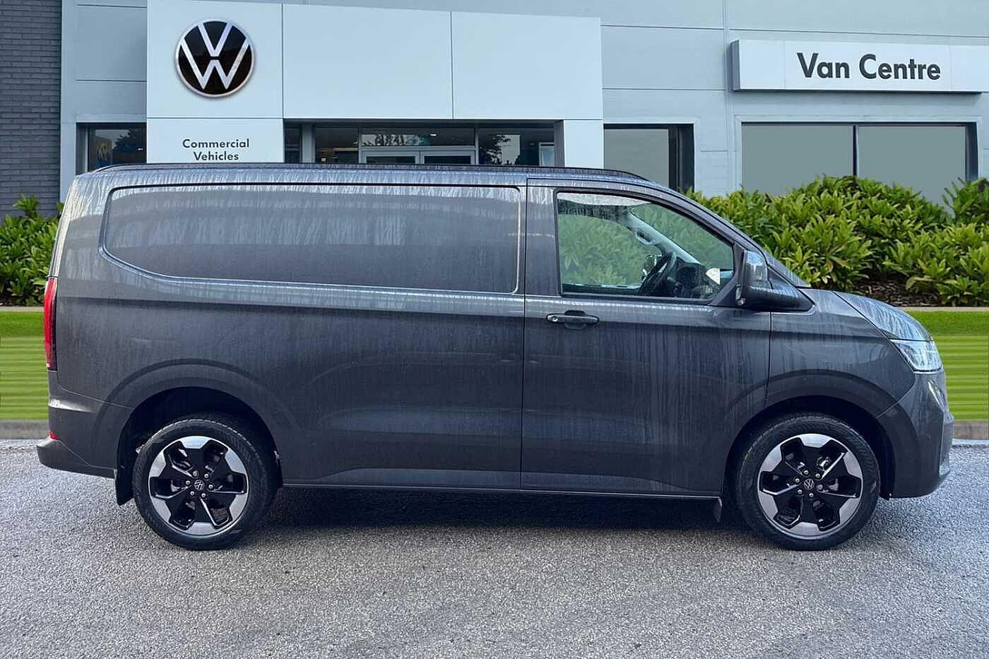 Used Volkswagen Transporter 2025 for sale - 77236047: Photo 4