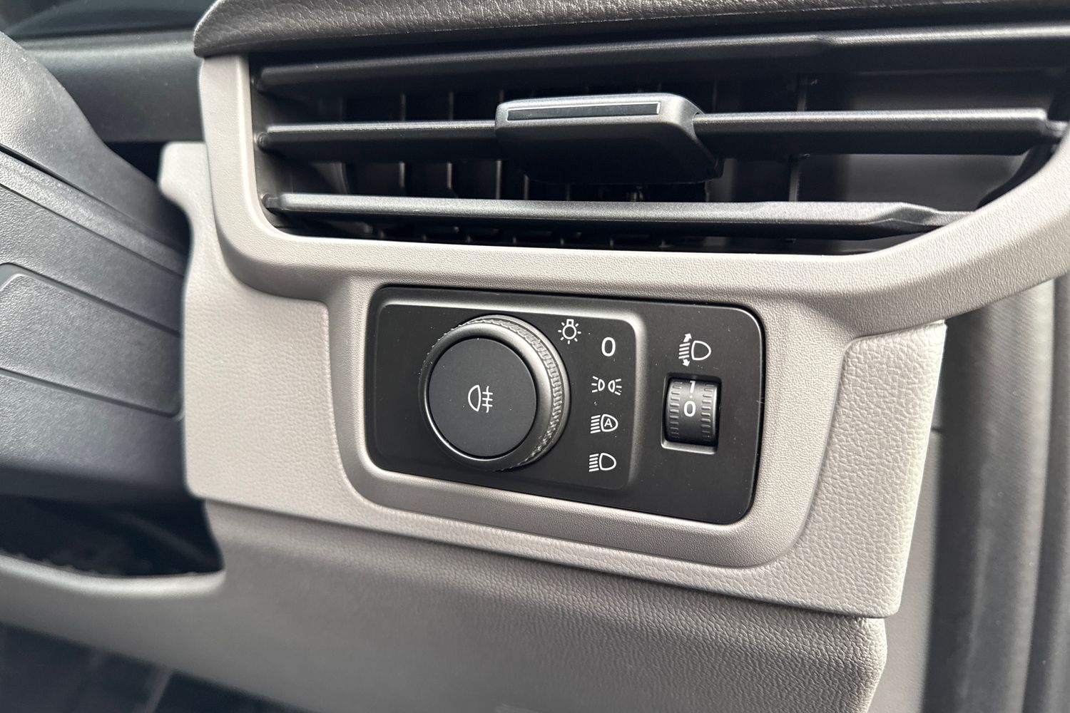 Used Volkswagen Transporter 2025 for sale - 76758383: Photo 30