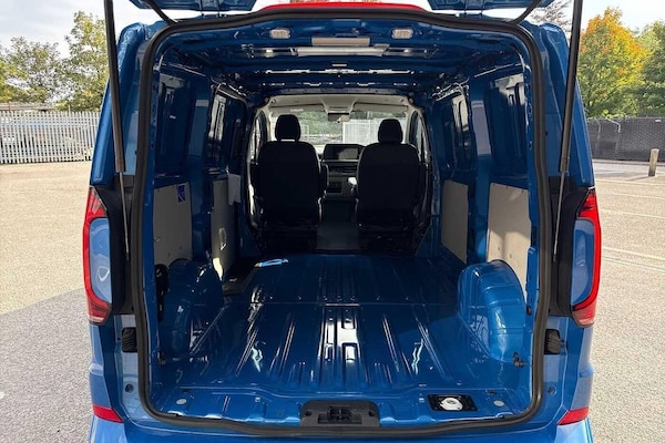 Used Volkswagen Transporter 2025 for sale - 76171224: Photo 9