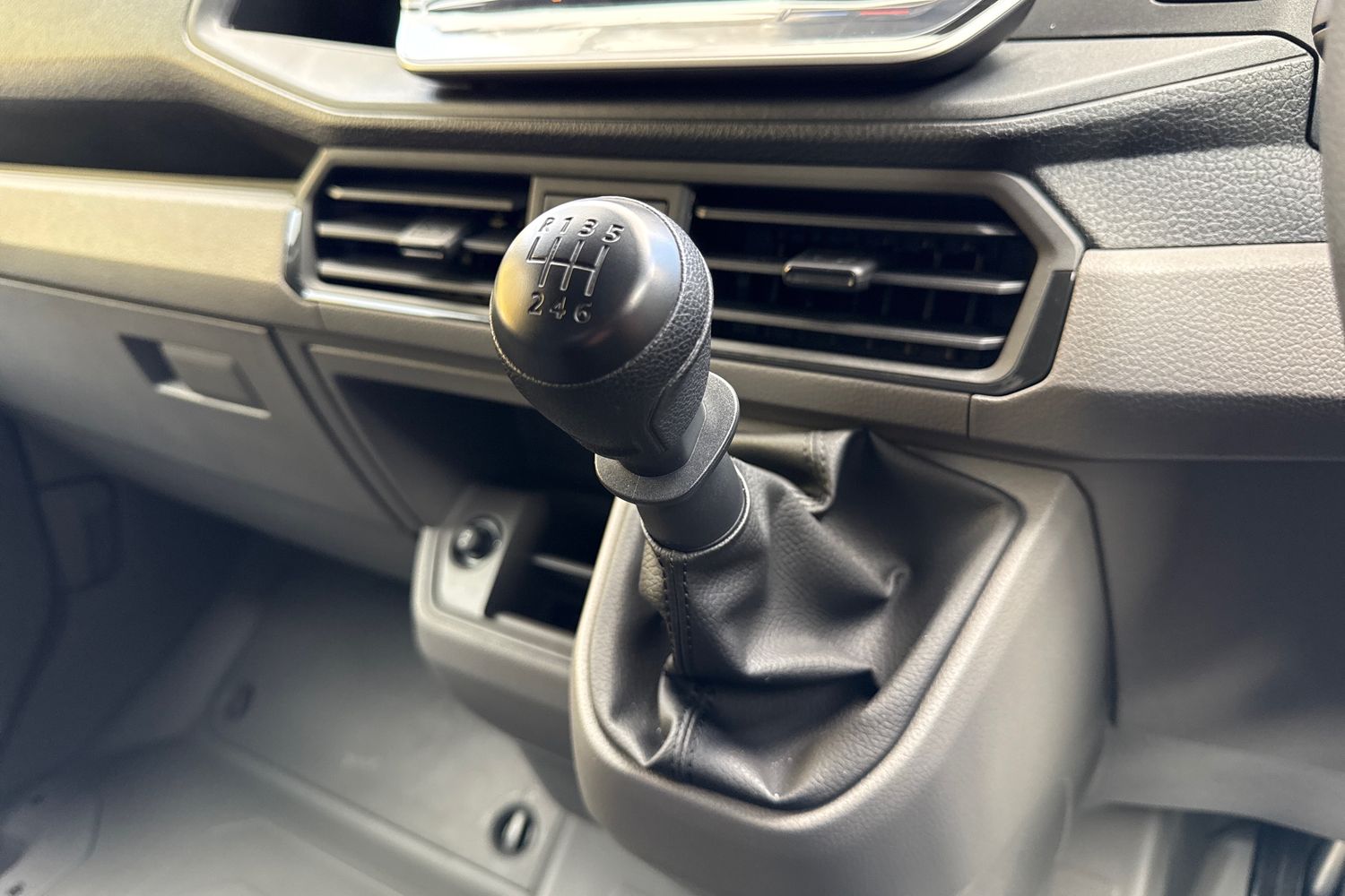 Used Volkswagen Crafter 2025 for sale - 76374701: Photo 22