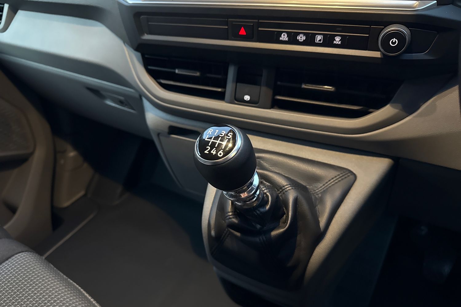 Used Volkswagen Transporter 2025 for sale - 76758393: Photo 22