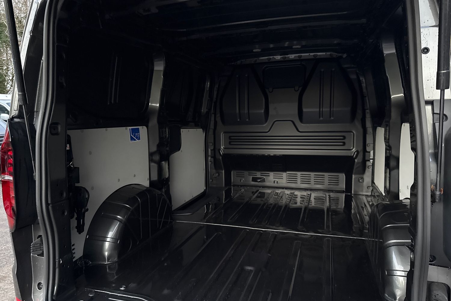 Used Volkswagen Transporter 2025 for sale - 76758393: Photo 27