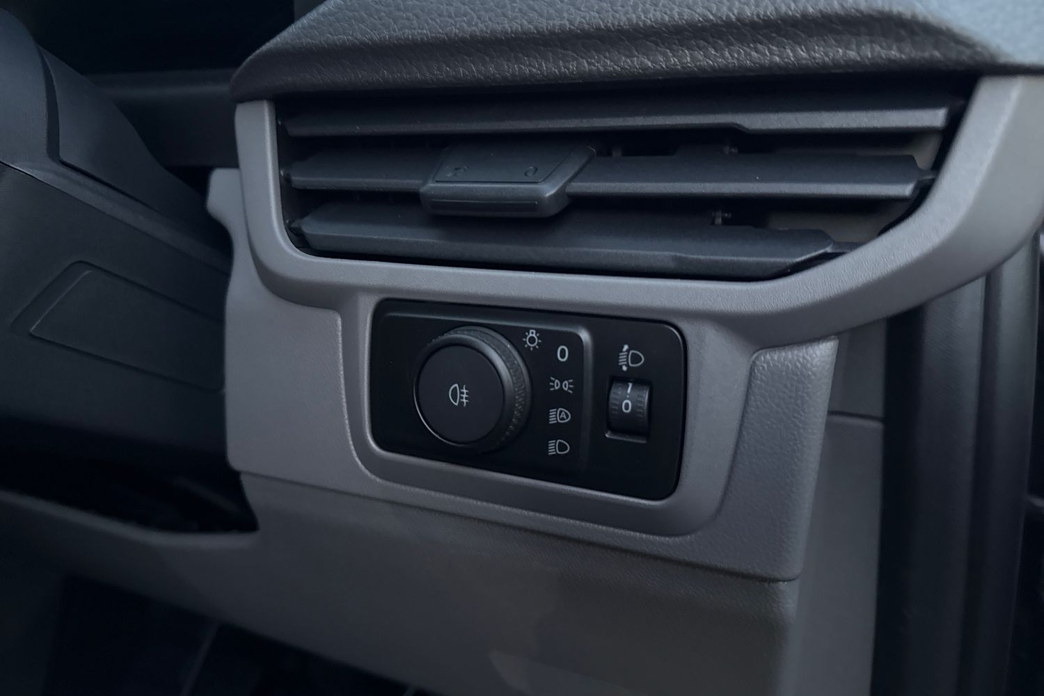 Used Volkswagen Transporter 2025 for sale - 76758393: Photo 30