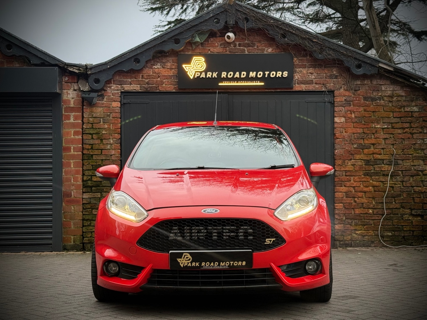 Used Ford Fiesta 2014 for sale - 77641093: Photo 2