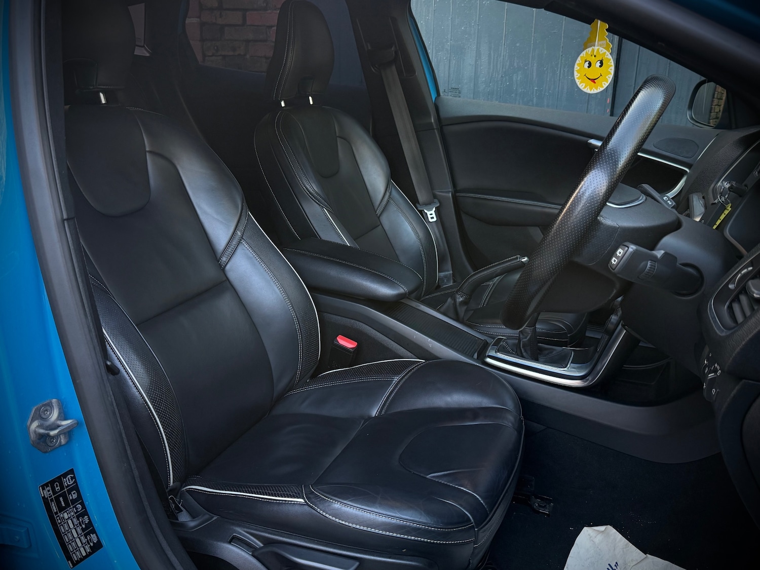 Used Volvo V40 2015 for sale - 77351237: Photo 12