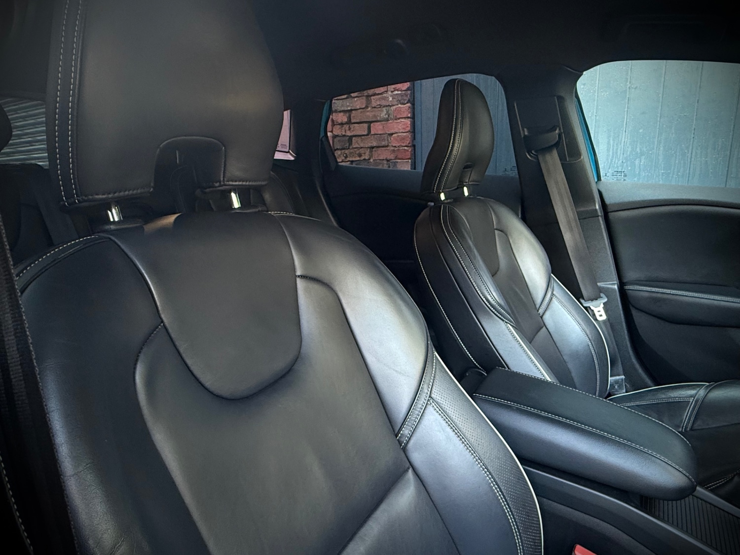 Used Volvo V40 2015 for sale - 77351237: Photo 13