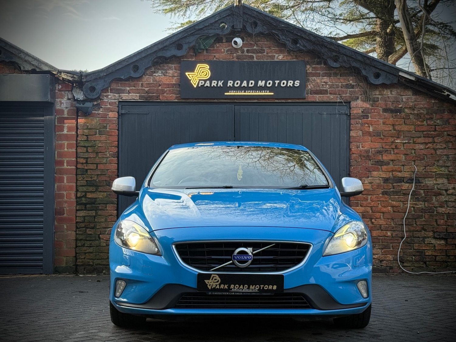 Used Volvo V40 2015 for sale - 77351237: Photo 2