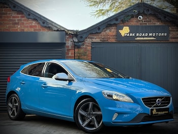 Used Volvo V40 2015 for sale - 77351237: Photo