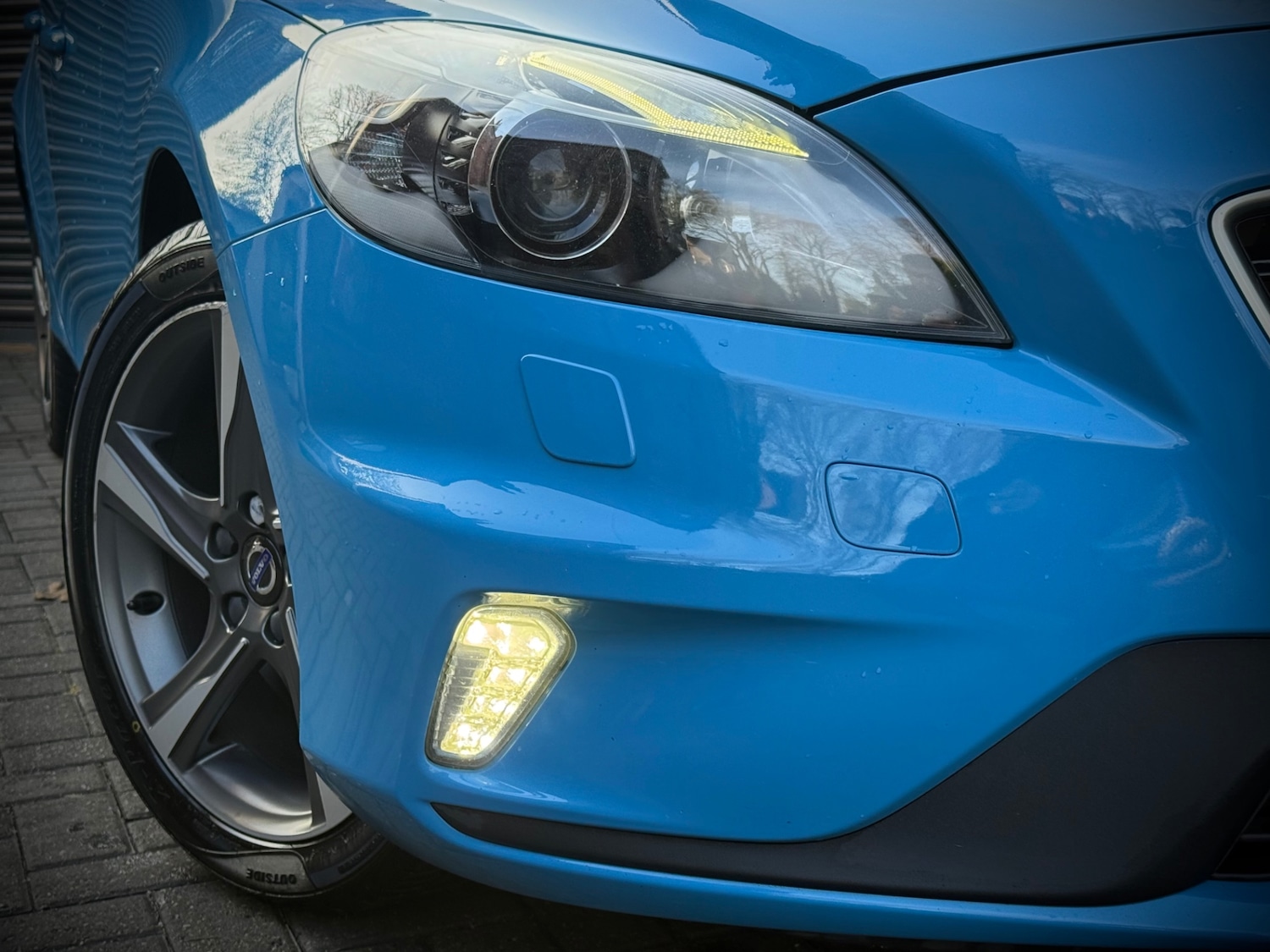 Used Volvo V40 2015 for sale - 77351237: Photo 5