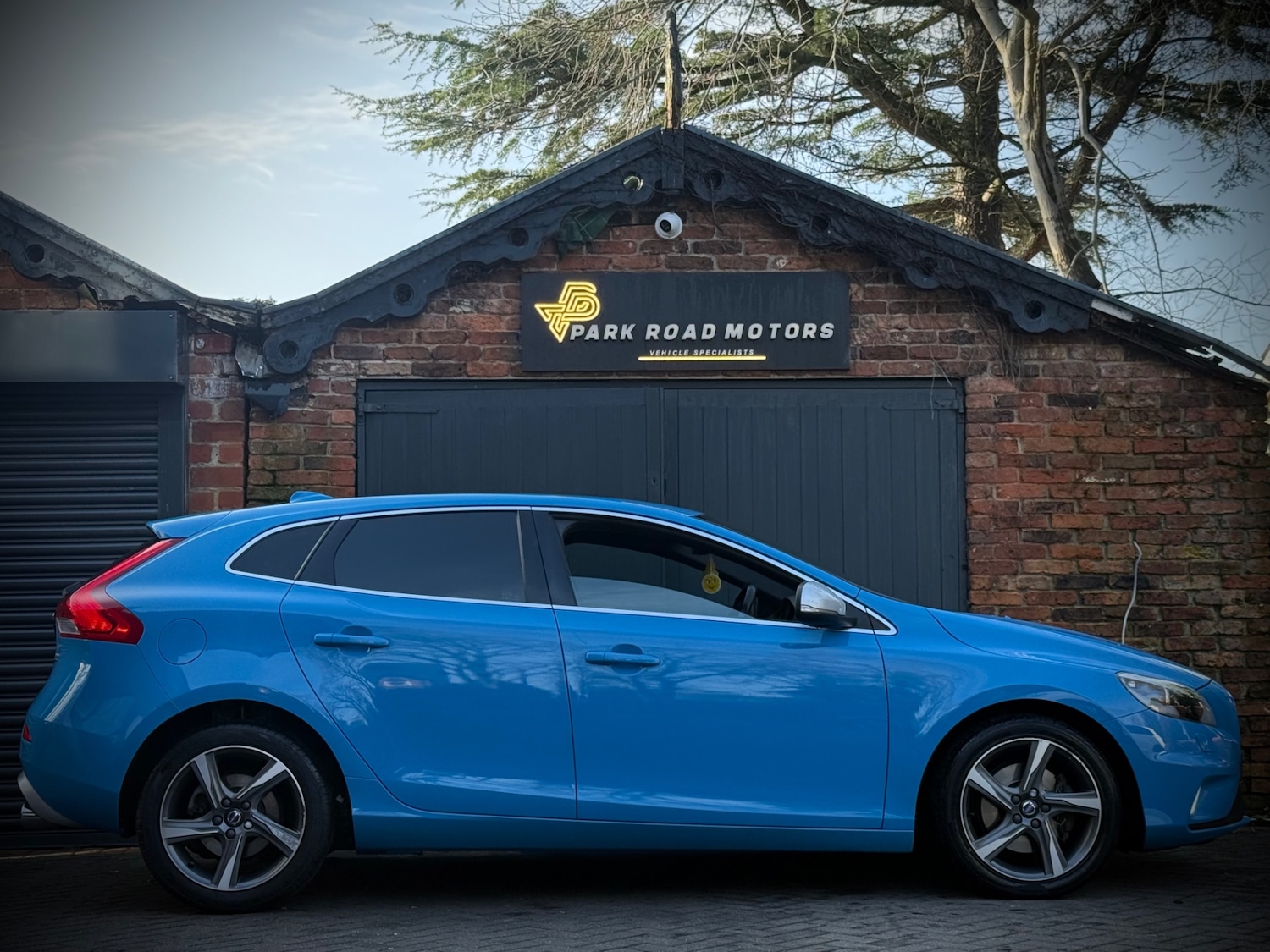 Used Volvo V40 2015 for sale - 77351237: Photo 6