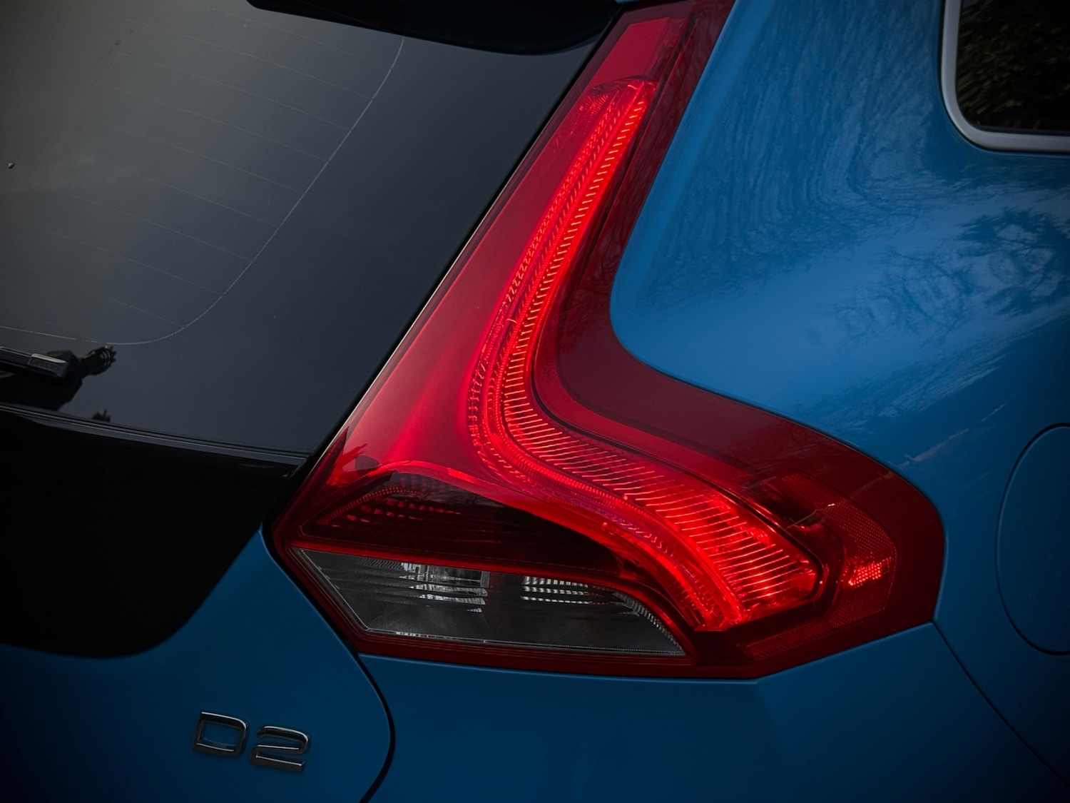 Used Volvo V40 2015 for sale - 77351237: Photo 9