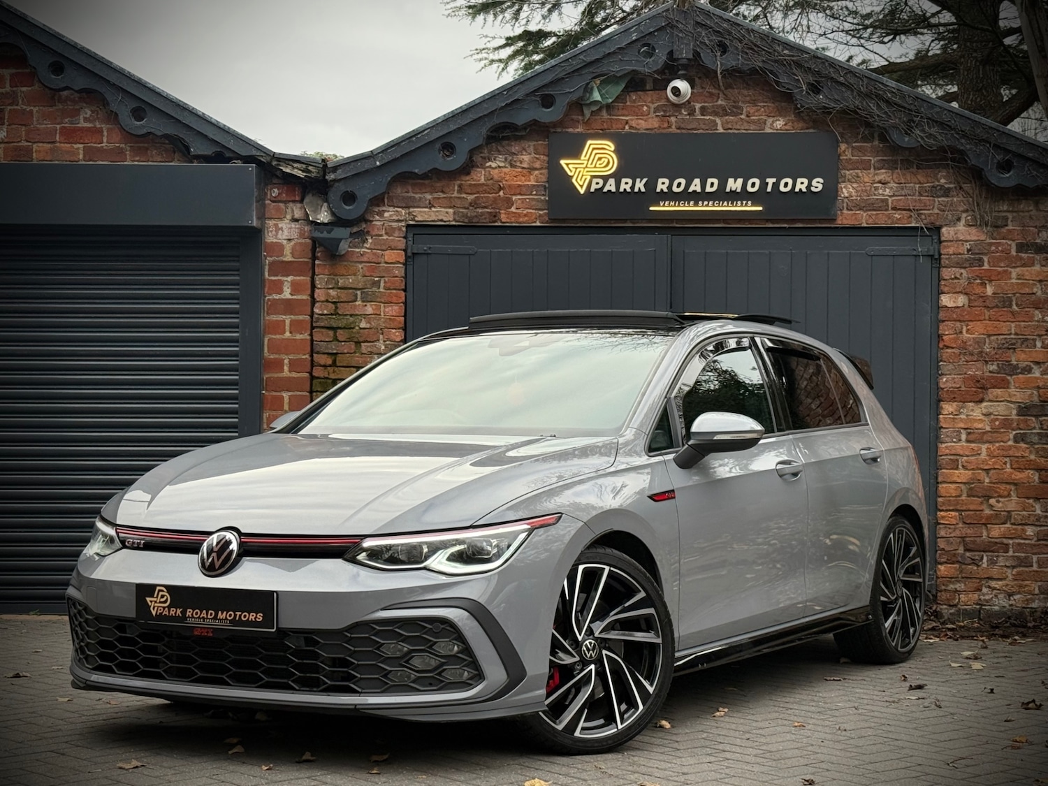 Used Volkswagen Golf 2020 for sale - 76595347: Photo 1