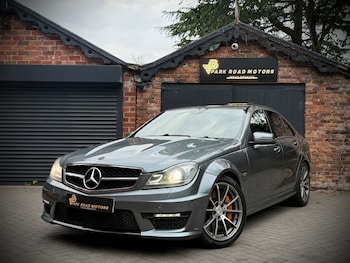 2011 (61) - C63 4dr Auto