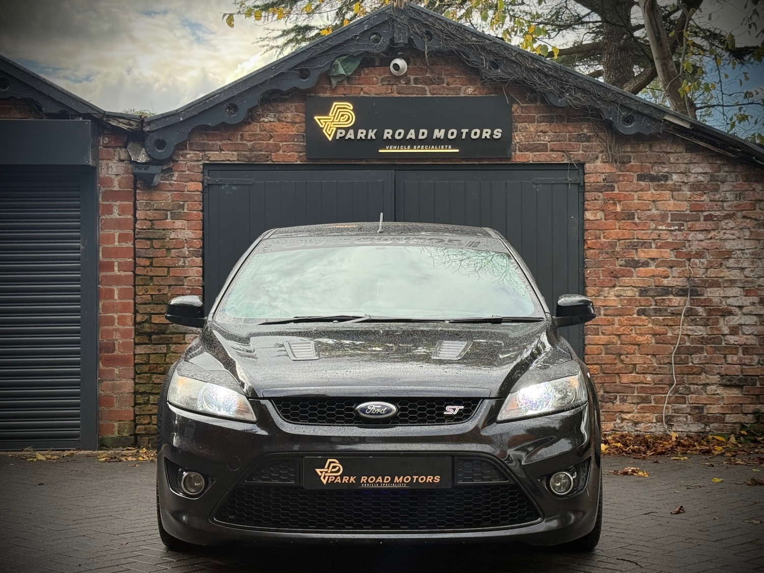 Used Ford Focus 2009 for sale - 76342932: Photo 2