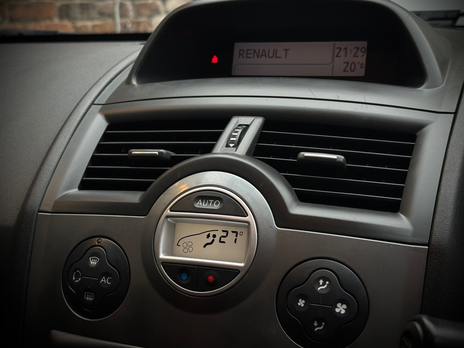 Used Renault Megane 2007 for sale - 76478254: Photo 20