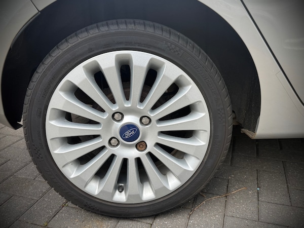 Used Ford Fiesta 2011 for sale - 76220330: Photo 10